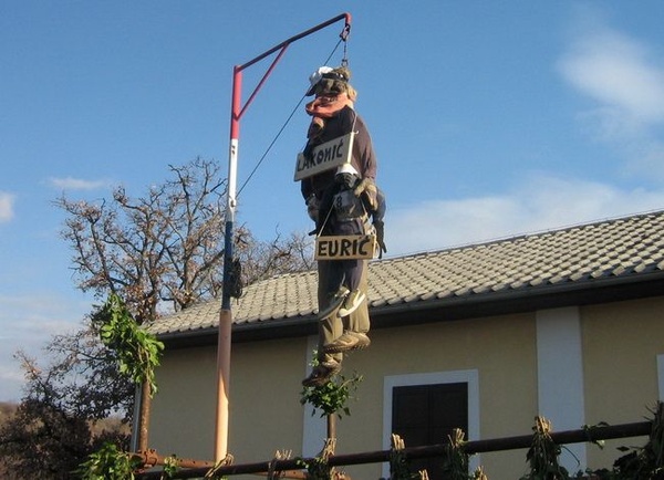Pust počeo i u HDZ-u